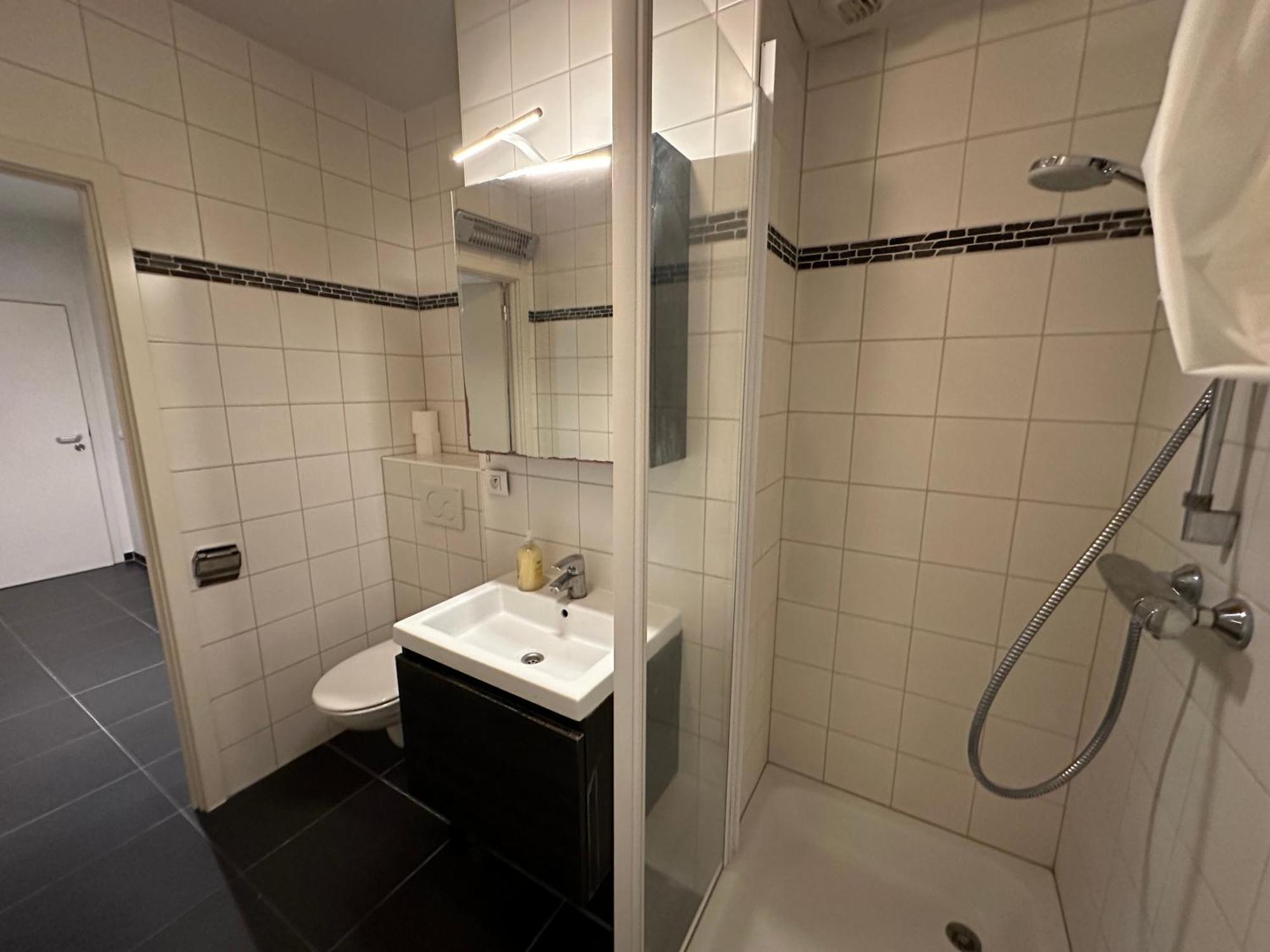 Apartment With Balcony In Brussels Center المظهر الخارجي الصورة